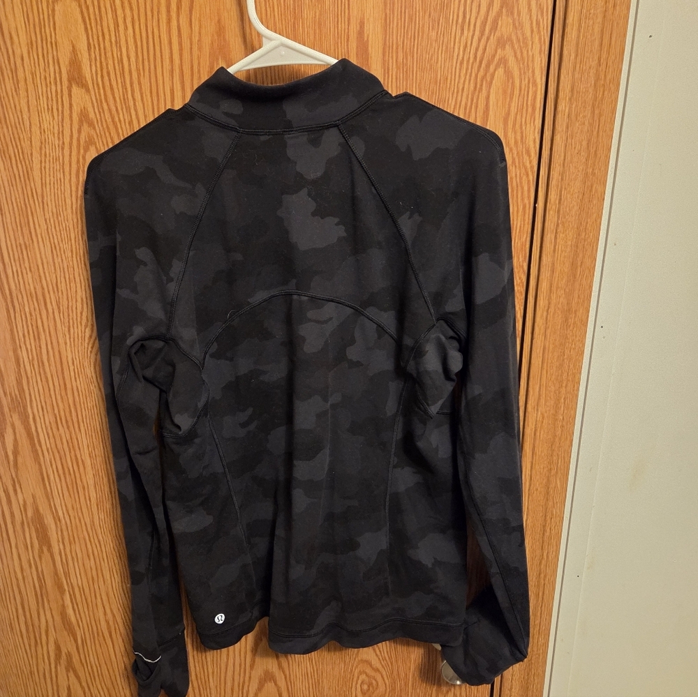 Lululemon Quarter-Zip Long Sleeve Running Top Size 12 Women's - Picture 6 of 7